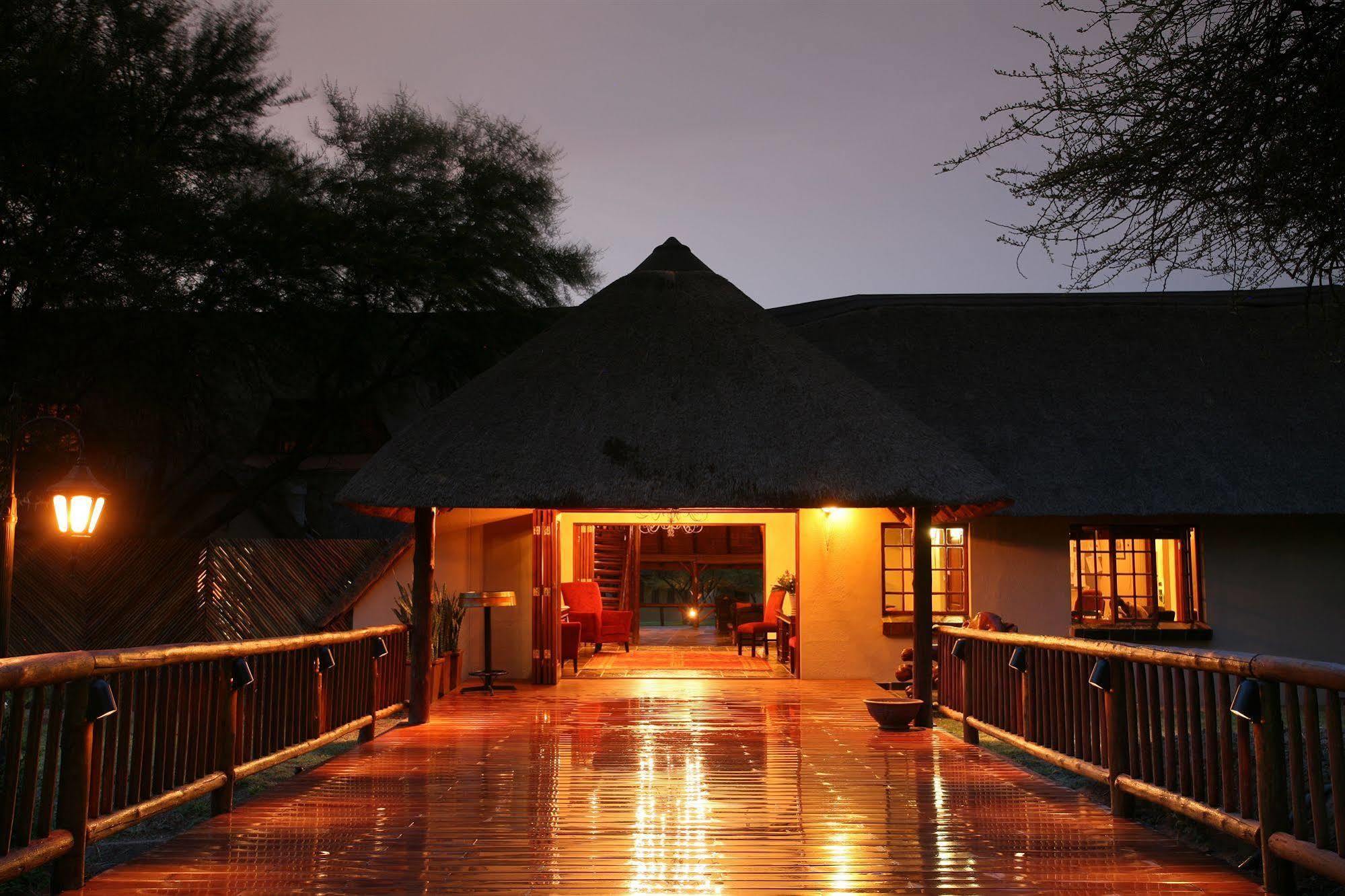 Mongena Game Lodge ฮามมันสคราล ภายนอก รูปภาพ